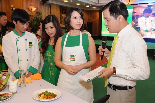 Vua đầu bếp Mỹ vinh danh món ngon sáng tạo của phụ nữ Việt