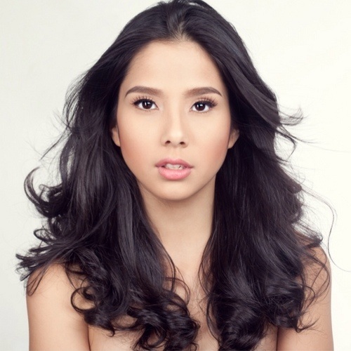 Tan cửa nát nhà vì chồng “ăn vụng” với em họ