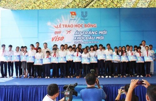 50 học sinh tại tỉnh Tây Ninh đã được nhận học bổng