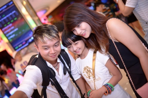 Cùng ngắm những bộ cánh hàng hiệu của sao nhí Thanh Mỹ - 10 Tại event ra mắt