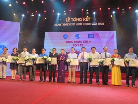 Chủ tịch Ủy ban TW MTTQ Việt Nam phát biểu tại Lễ tổng kết Hành trình