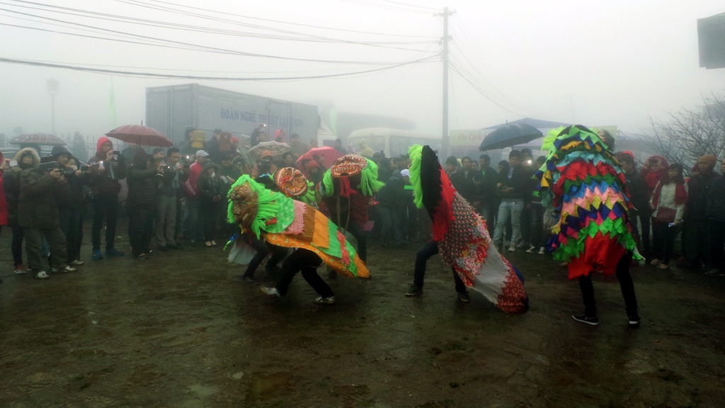 Màn mùa Sư phụ của người Nùng.