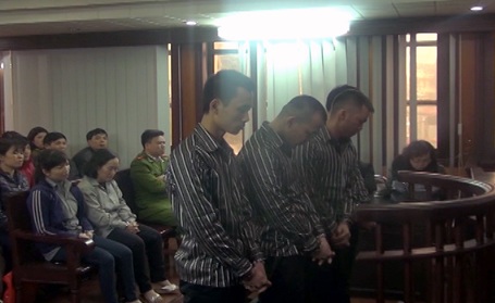 Các bị cáo trong phiên xử phúc thẩm ngày 13/3.