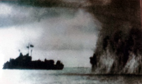 Tàu của Tiểu đoàn 1, Trung đoàn 171 phá nổ thủy
lôi địch, chống phong tỏa, đảm bảo giao thông.