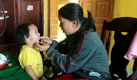 Những giây phút giao lưu cùng các bạn trẻ từ đất
liền ra thăm đảo.