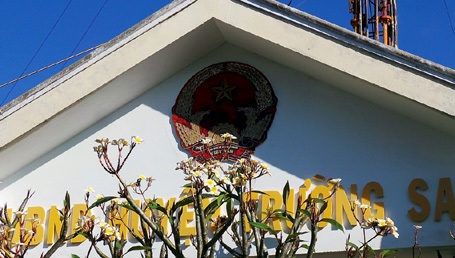 Trụ sở Ủy ban nhân dân huyện Trường Sa được đặt
tại đảo Trường Sa.