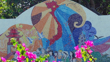 Những pa-nô thể hiện tình yêu đất nước trên
Trường Sa.