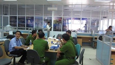 Khởi tố vụ án chém người và phá hoại tài sản tại khu đô thị Golden Hills - 1 Khởi tố vụ án chém người và phá hoại tài sản tại khu đô thị Golden Hills - 1