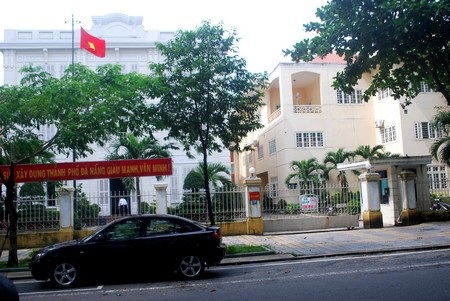 Bắt tên đạo chích chuyên đột nhập công sở - 1 Bắt tên đạo chích chuyên đột nhập công sở - 1