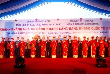 Khánh thành nhà ga sân bay nơi Bộ trưởng Thăng "trảm tướng" - 1 Khánh thành nhà ga sân bay nơi Bộ trưởng Thăng "trảm tướng" - 1