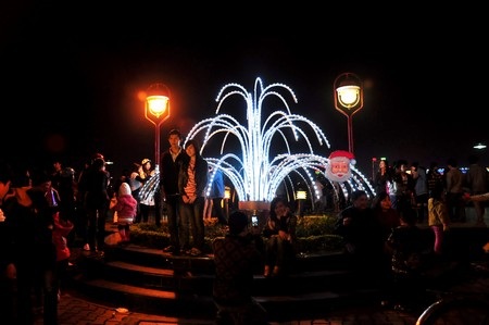 Ngập tràn không khí Giáng sinh khắp cả nước - 18