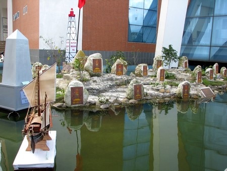 Ra mắt cuốn “Kỷ yếu Hoàng Sa” - 7