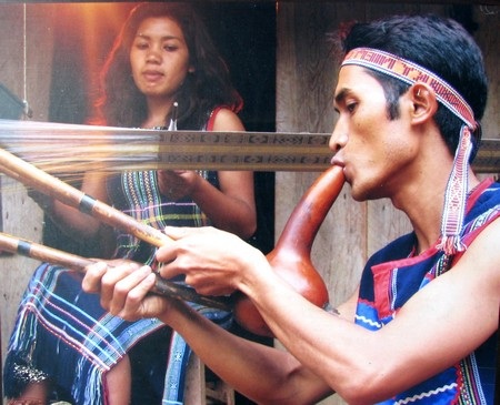 “Tây Nguyên vào hội” - 4 “Tây Nguyên vào hội” - 4