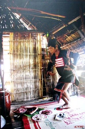 “Tây Nguyên vào hội” - 10 “Tây Nguyên vào hội” - 10