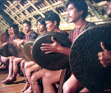 “Tây Nguyên vào hội” - 36 “Tây Nguyên vào hội” - 36