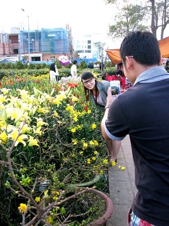 Hối hả mang xuân về nhà - 18 Hối hả mang xuân về nhà - 18