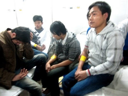 Vụ 21 công nhân nhập viện: Có triệu chứng ngộ độc kim loại nặng - 1