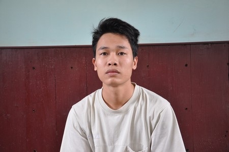 Con trai hư hỏng, bố bất lực nhờ công an giúp đỡ - 1 Con trai hư hỏng, bố bất lực nhờ công an giúp đỡ - 1