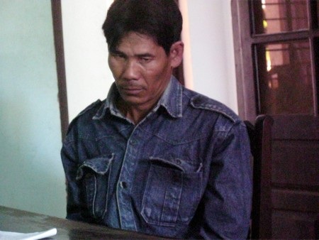 Bắt 2 đối tượng nghi bắt cóc trẻ em giữa ban ngày - 1