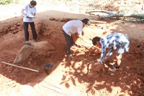 Công bố hiện vật di tích Chămpa có niên đại 1.000 năm - 1