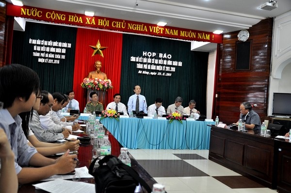 Công bố danh sách đại biểu trúng cử HĐND - 2