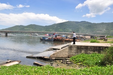 Phạt 5 doanh nghiệp xả thải lén trên 735 triệu đồng - 1