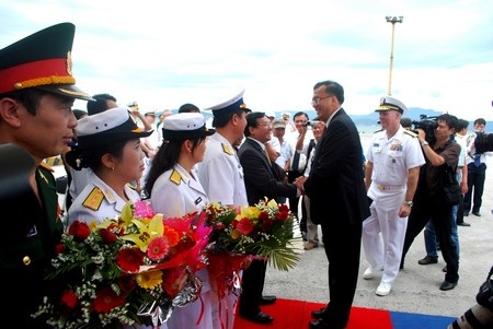 Tàu Hải quân Hoa Kỳ thăm Đà Nẵng - 3