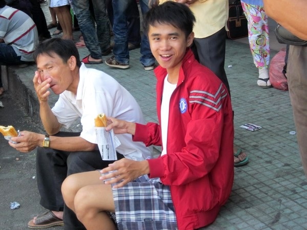 Sỹ tử ùn ùn rời kinh - 24