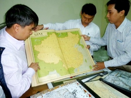 Tấm bản đồ tổng thể của Trung Quốc được mang ra giới thiệu