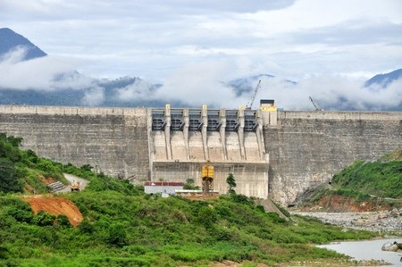 Lên kế hoạch sơ tán dân nếu động đất gây vỡ đập Sông Tranh 2 - 3 Nếu có động đất gây vỡ đập Sông Tranh 2, có khoảng hơn 62 ngàn dân phải sơ tán