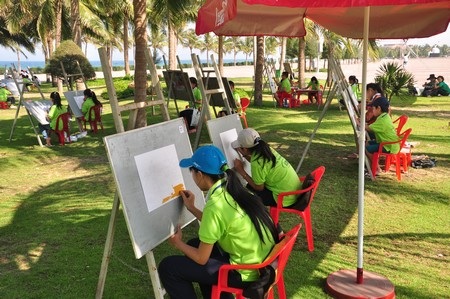 Đà Nẵng: Học sinh thi viết và vẽ về thành phố biển quê em - 1 Đà Nẵng: Học sinh thi viết và vẽ về thành phố biển quê em