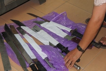 Hai nhóm giang hồ hỗn chiến bằng mã tấu