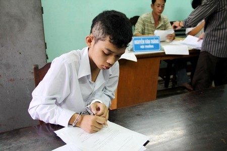 Lời khai lạnh người của hai học sinh giết bảo vệ trường