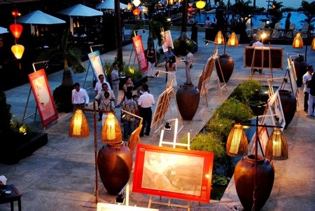 Phù phiếm- triển lãm tranh lụa phục vụ khách du lịch Đà Nẵng - 4 Triển lãm sẽ mở cửa đón khách đến ngày 15/8
