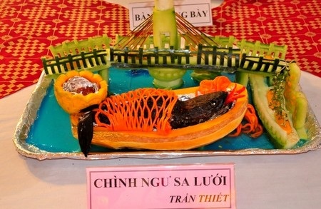 18 đầu bếp tranh tài nấu món ăn ngon - 24 Ban giám khảo rất vất vả để chọn ra món ăn ngon nhất