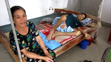 Một trường hợp bị ung thư phổi đang được điều trị tại nhà bà Hường