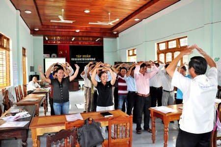 “Tội nhất mấy đứa nhỏ, mỗi lần động đất là khóc ré lên” - 4 Lớp tập huấn ứng phó với động đất dành cho lãnh đạo các xã trên địa bàn huyện Bắc Trà My