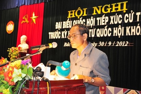 Chính phủ đặt an toàn tính mạng người dân lên trên hết - 3 Ông Huỳnh Tấn Sâm, đại diện cử tri lão thành cách mạng