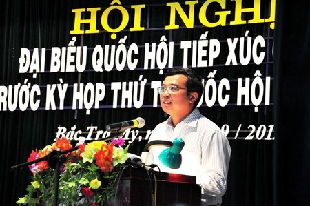 Chính phủ đặt an toàn tính mạng người dân lên trên hết - 6 Chủ tịch EVN - ông Hoàng Quốc Vượng nhận trách nhiệm với người dân Bắc Trà My