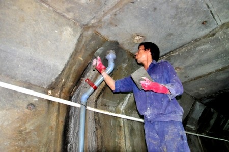 Sẽ còn nhiều trận động đất mạnh ở thủy điện Sông Tranh 2 - 8 Trong khi đó, mỗi khi xảy ra động đất người dân chỉ biết bồng bế nhau chạy ra ngoài sân