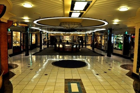 Khu vực mua sắm cao cấp