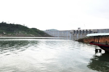 Chuẩn bị sơ tán hàng chục ngàn dân trước cơn bão số 7 - 2 Hồ thủy điện Sông Tranh 2 không được tích nước trong mùa lũ này