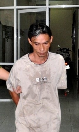 Nguyễn Công Tâm đang bị dẫn về Công an để điều tra