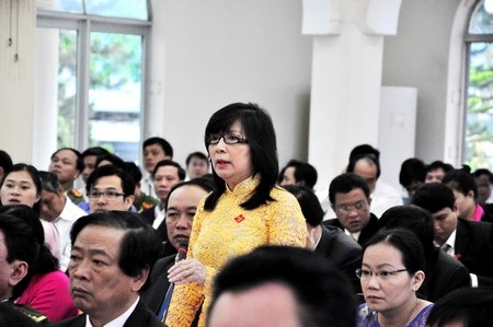 Ông Nguyễn Bá Thanh “truy” Giám đốc Sở GD-ĐT về dạy thêm - 3 Đại biểu đặt câu hỏi chất vấn với lãnh đạo các Sở của TP Đà Nẵng