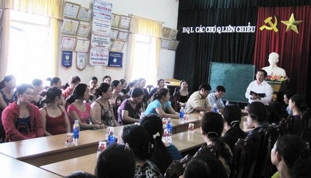 Gần 200 tiểu thương đồng loạt bỏ chợ vì tin đồn - 2 Gần 200 tiểu thương đồng loạt bỏ chợ vì tin đồn