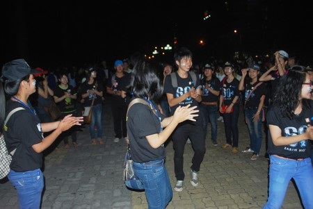 Đà Nẵng một đêm tối đèn hưởng ứng giờ trái đất - 3 Đà Nẵng một đêm tối đèn hưởng ứng giờ trái đất - 3