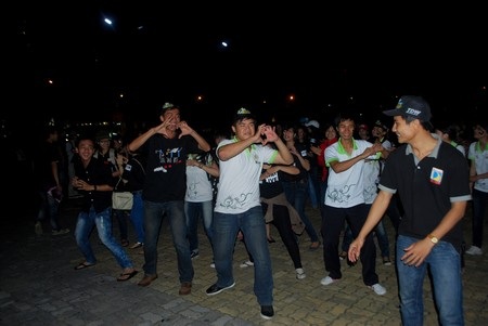 Đà Nẵng một đêm tối đèn hưởng ứng giờ trái đất - 4 Đà Nẵng một đêm tối đèn hưởng ứng giờ trái đất - 4