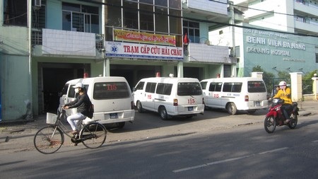 Côn đồ đe dọa bác sĩ Trung tâm cấp cứu 115 - 1