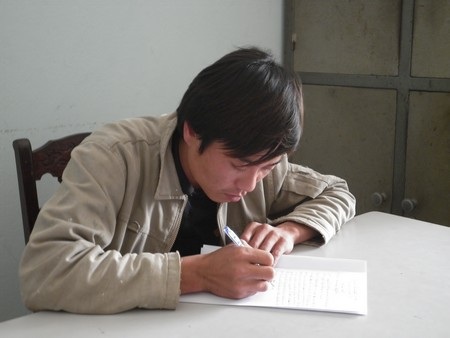 Va quệt giao thông, tài xế xe cứu thương bị đánh nhập viện