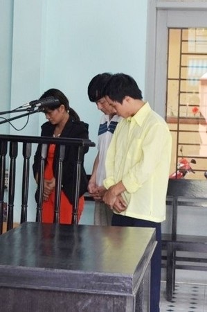 Các đối tượng tại phiên tòa
